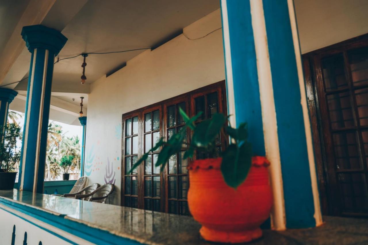 Surf N Sea Hotel Thiruvananthapuram Exterior photo